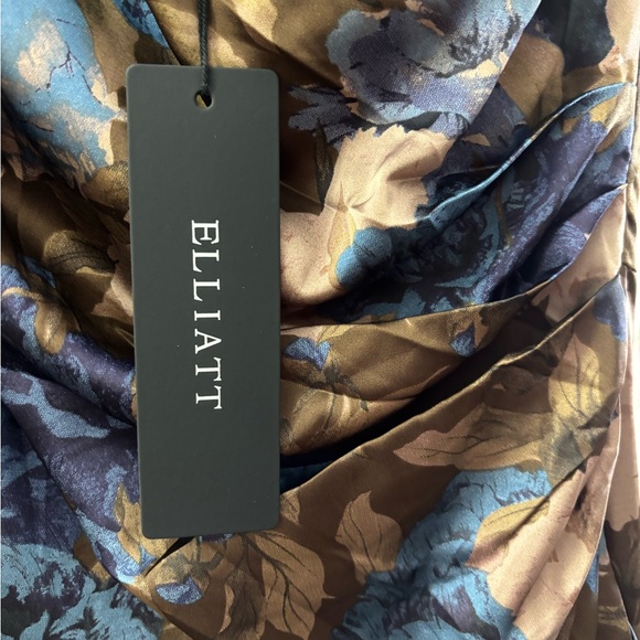 Elliatt Blue and Brown Floral Midi Dress - Picture 3 of 5